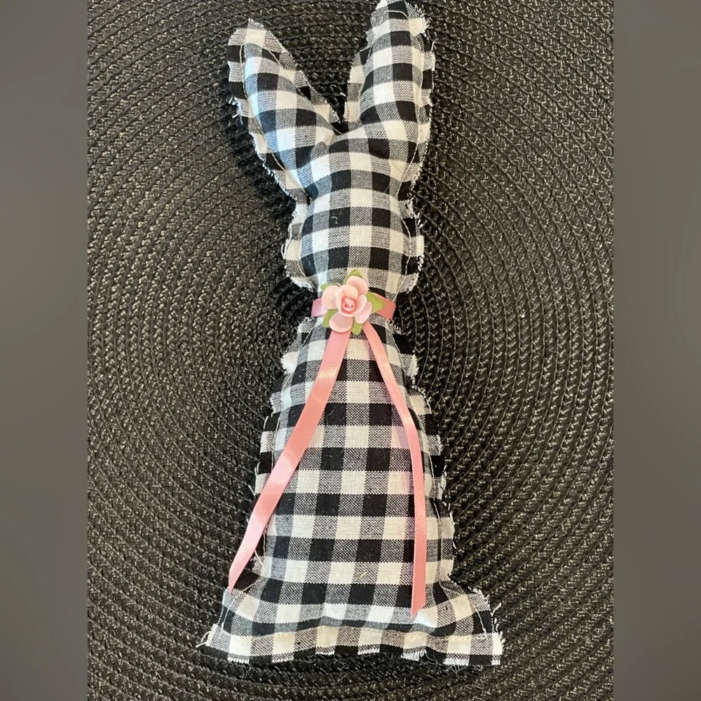 Bunnies Farmhouse Primitive Handcrafted New - Picture 5 of 6